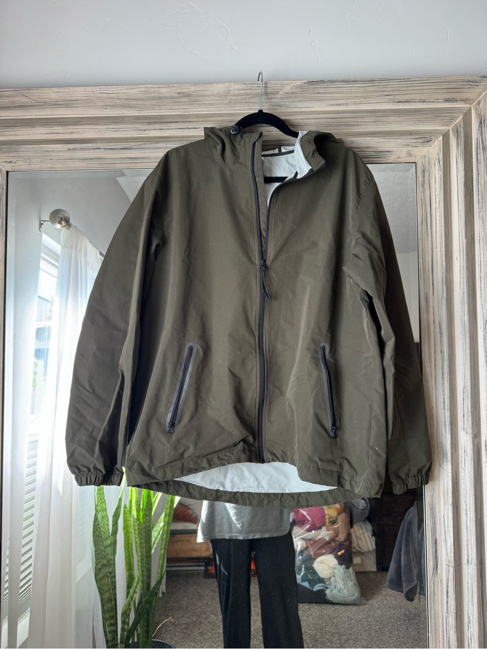 Old Navy Men's Olive Green Hooded Windbreaker Jacket
